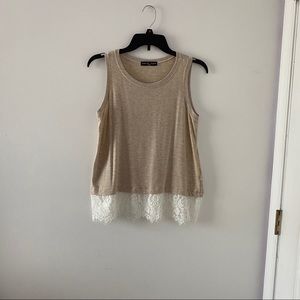 Kim & Cami sleeveless top